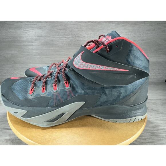 Nike Zoom LeBron soldier VIII Basketball Shoes 653641-363~ Men’s Size 13 main image 10